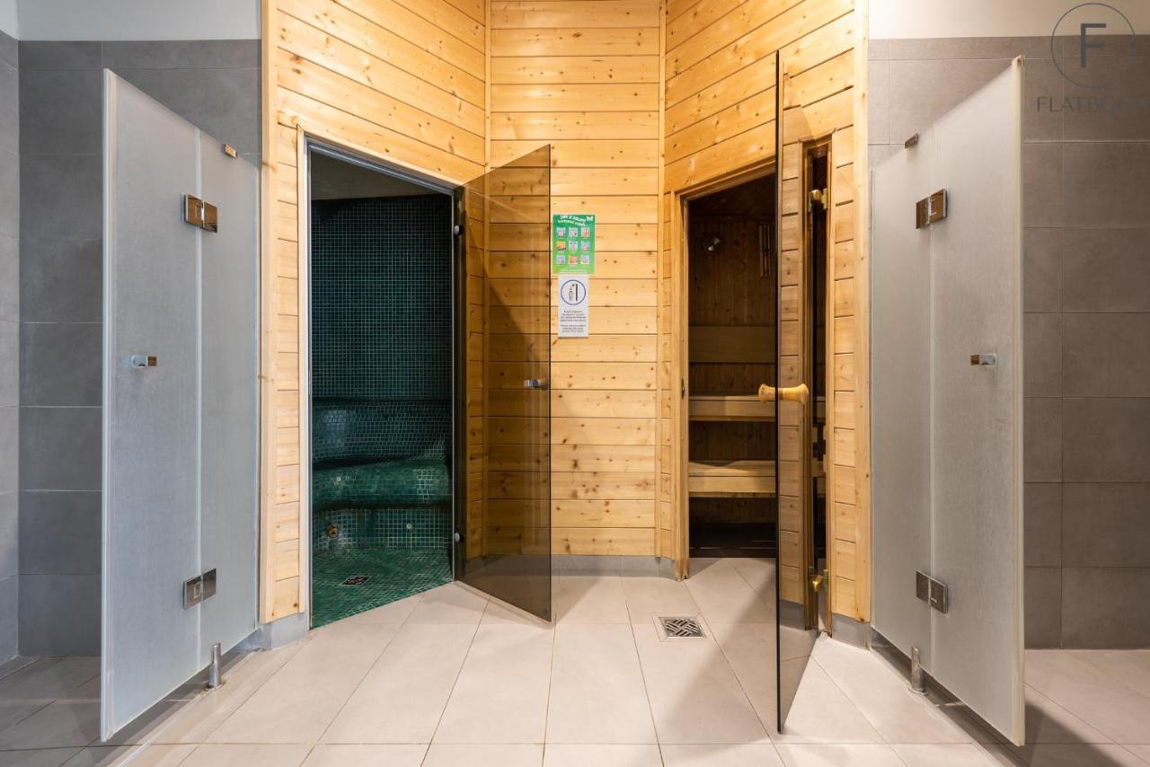 Flatbook Apartments Waterlane Island Spa With Riverview Danzig Exterior foto